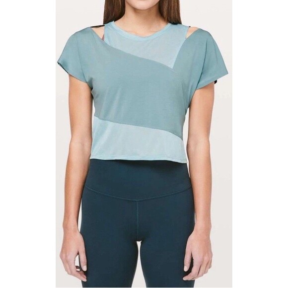 Lululemon No Inhibitions Cloud Blue Cropped Tee Cut Out Lightweight Sz 4 - Picture 2 of 13